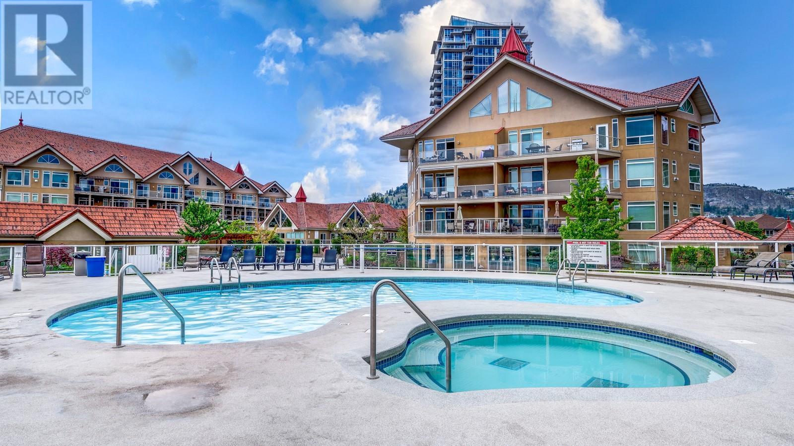221 1088 Sunset Drive, Kelowna