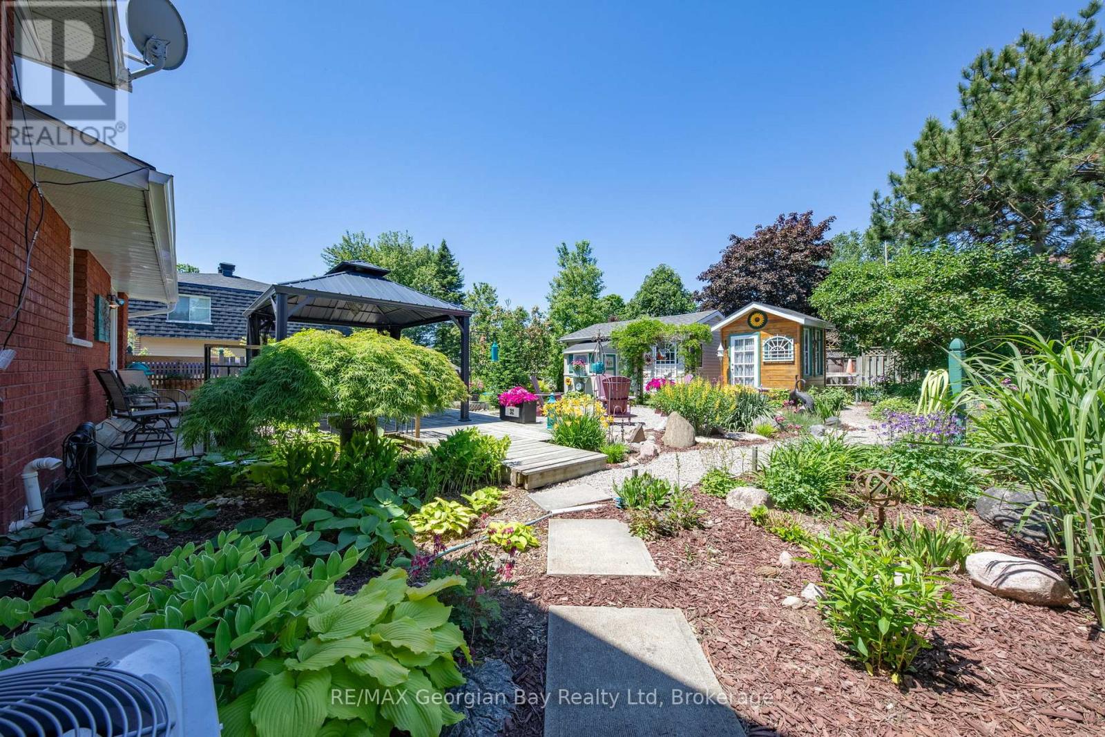 Photo 11 of 32 Bonaventure Place, Penetanguishene ON