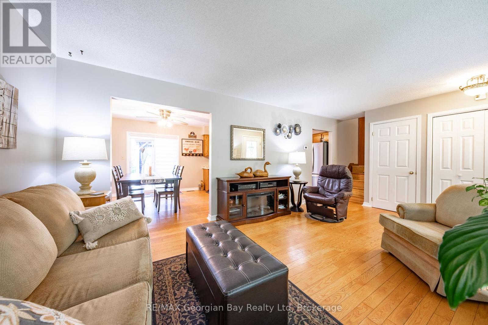 Photo 38 of 32 Bonaventure Place, Penetanguishene ON