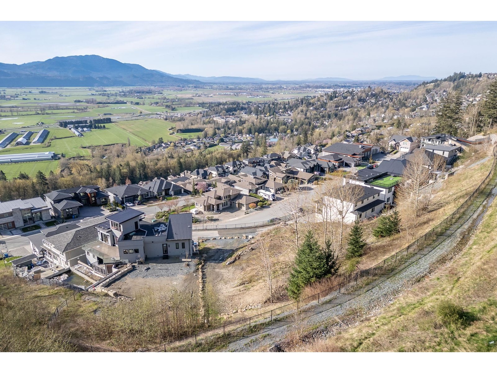 Photo 10 of 36483 Estevan Court, Abbotsford BC