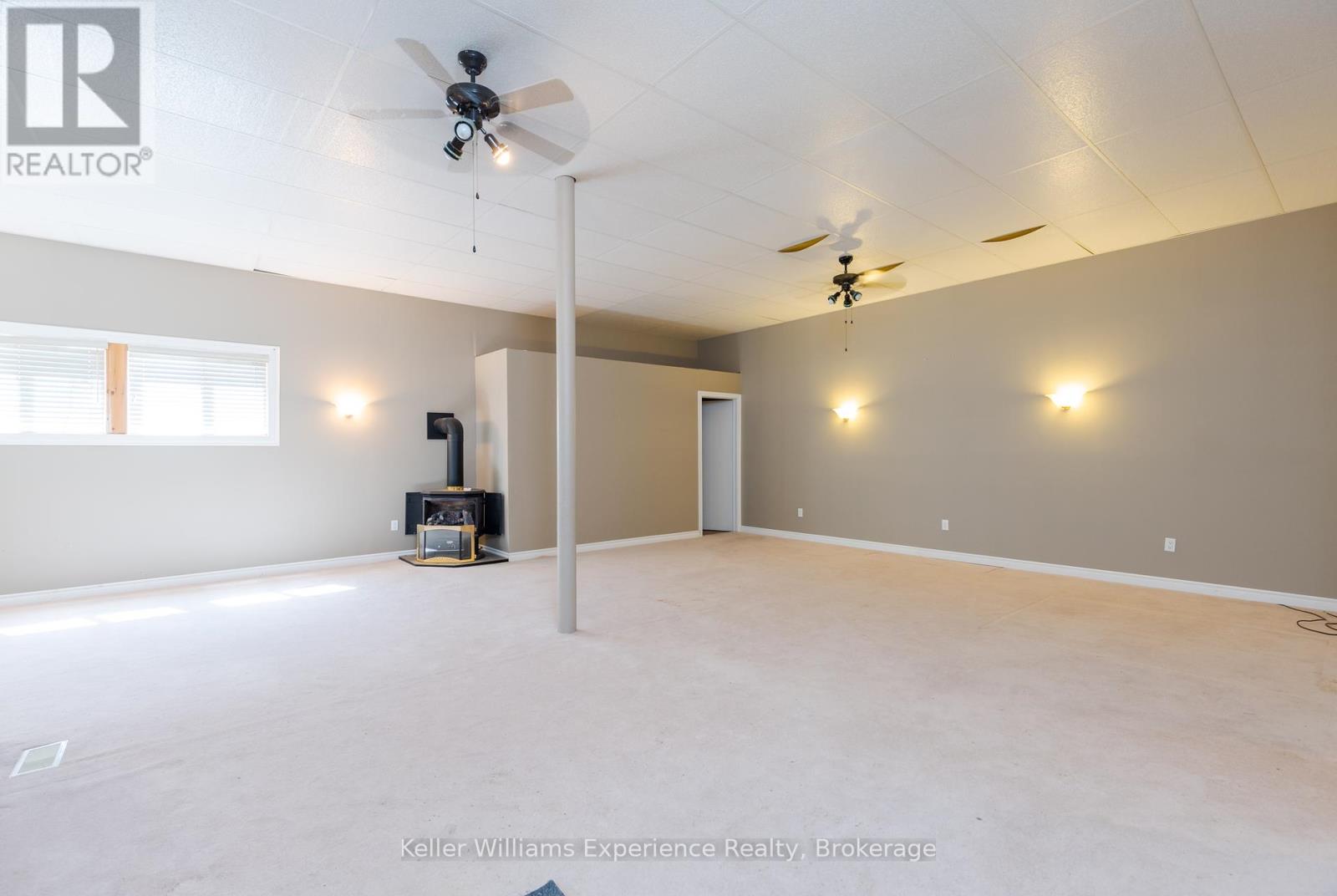 Photo 15 of 276 King Street, Midland ON