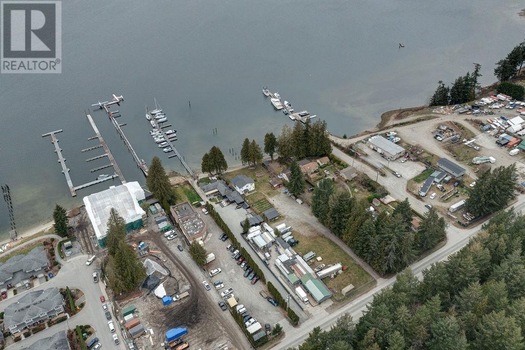 6005 SECHELT INLET ROAD, Sechelt