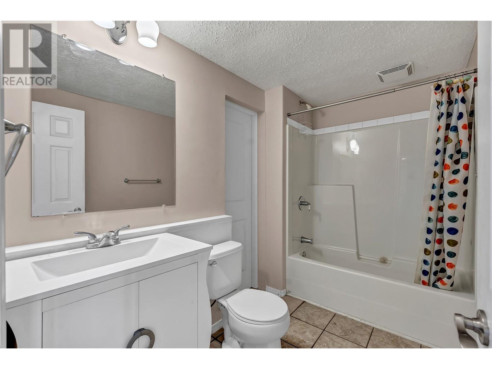  331 Sudbury Avenue, Penticton