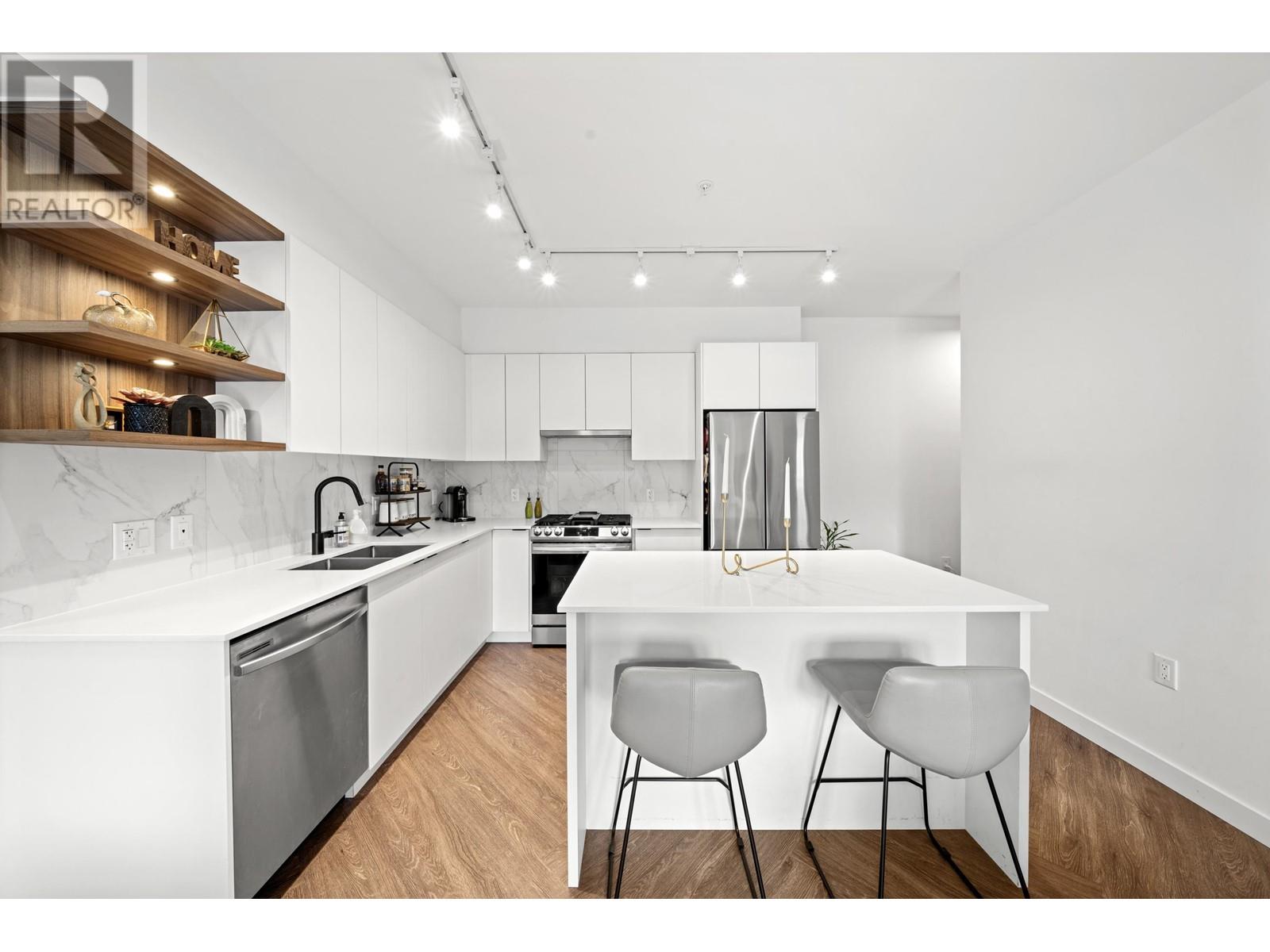 406 3229 ST JOHNS STREET, Port Moody real estate listing R2990501