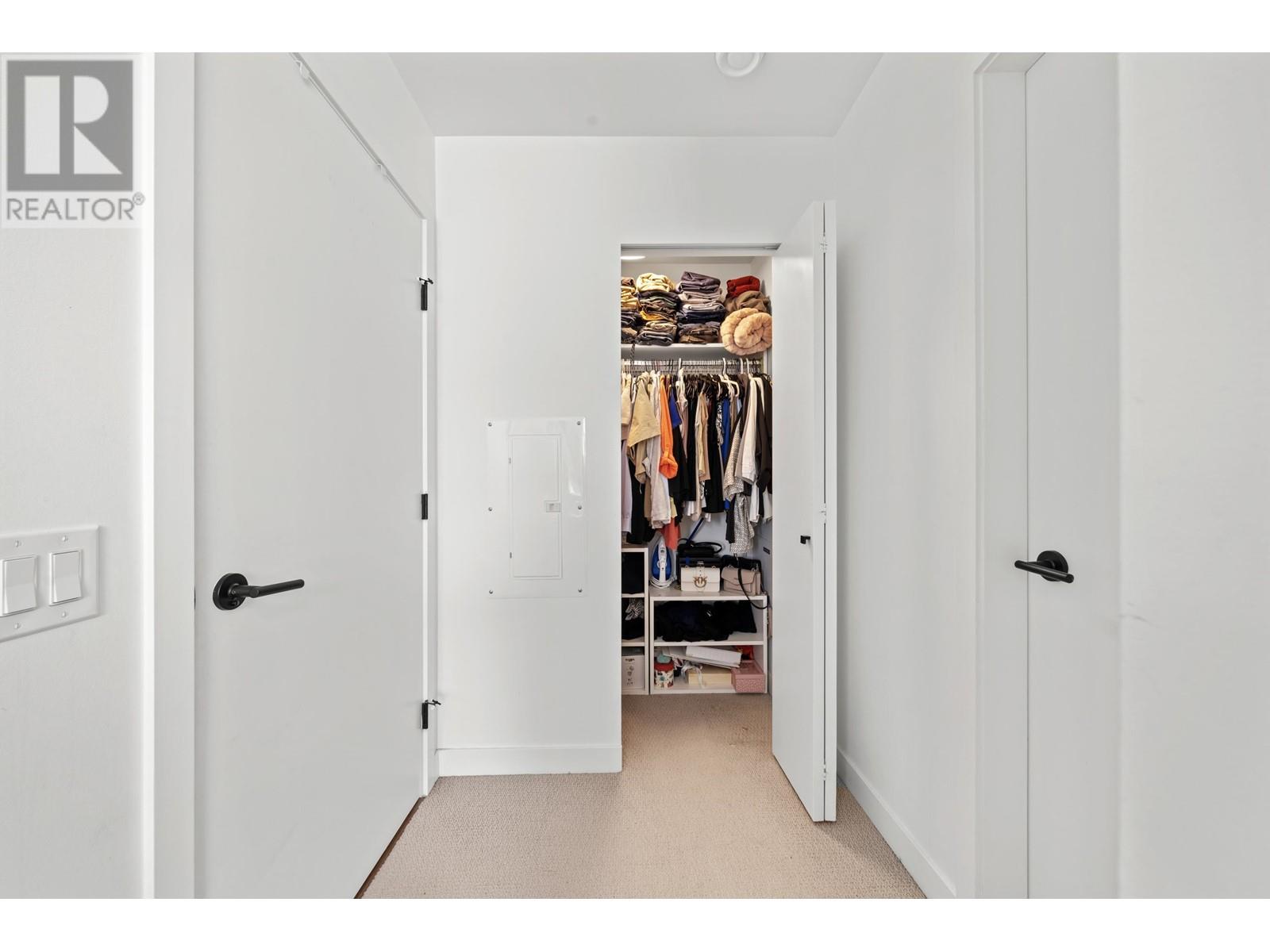 406 3229 ST JOHNS STREET, Port Moody real estate listing R2990501