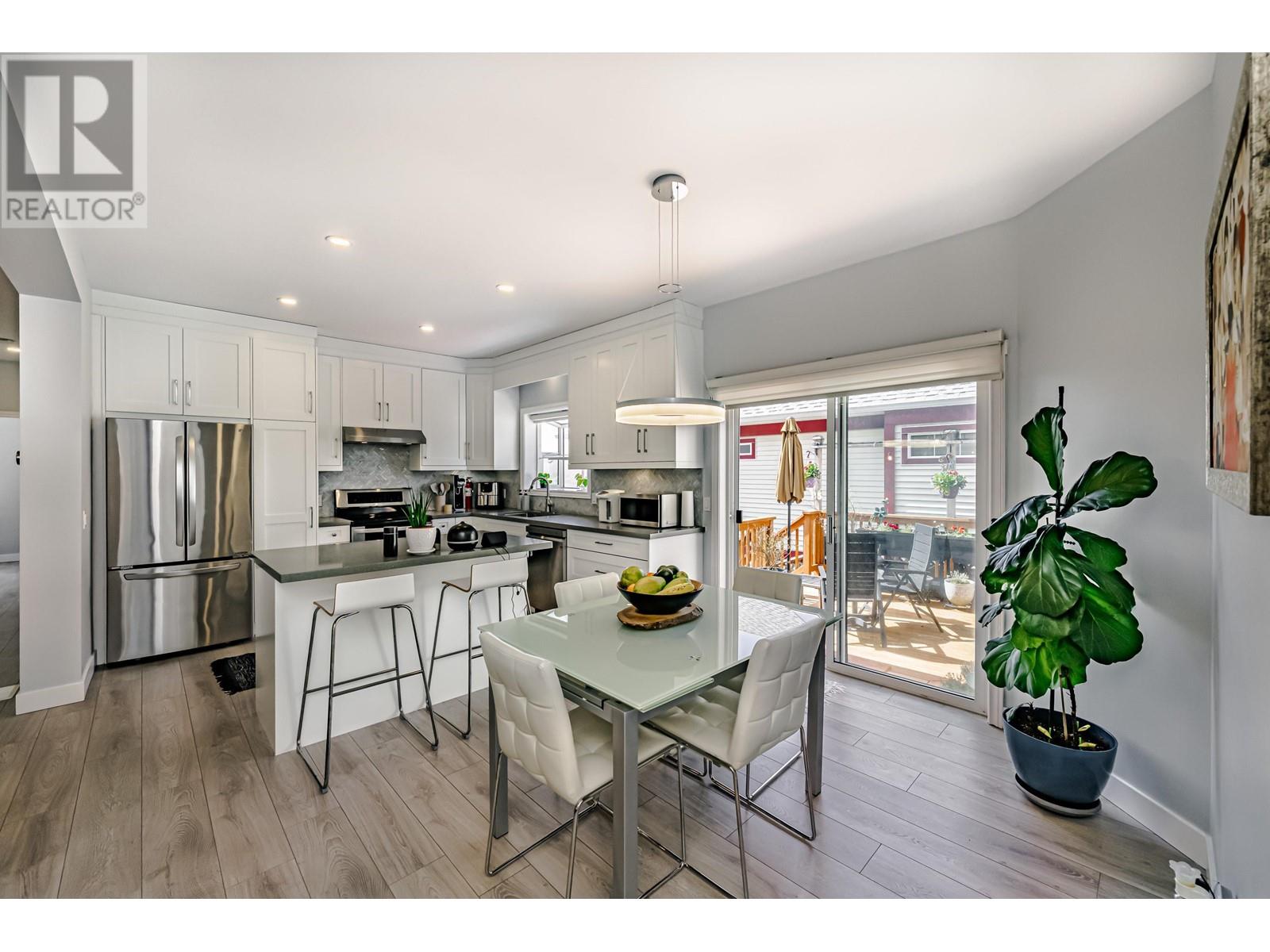124 EVERGREEN CRESCENT, Anmore real estate listing R2990545