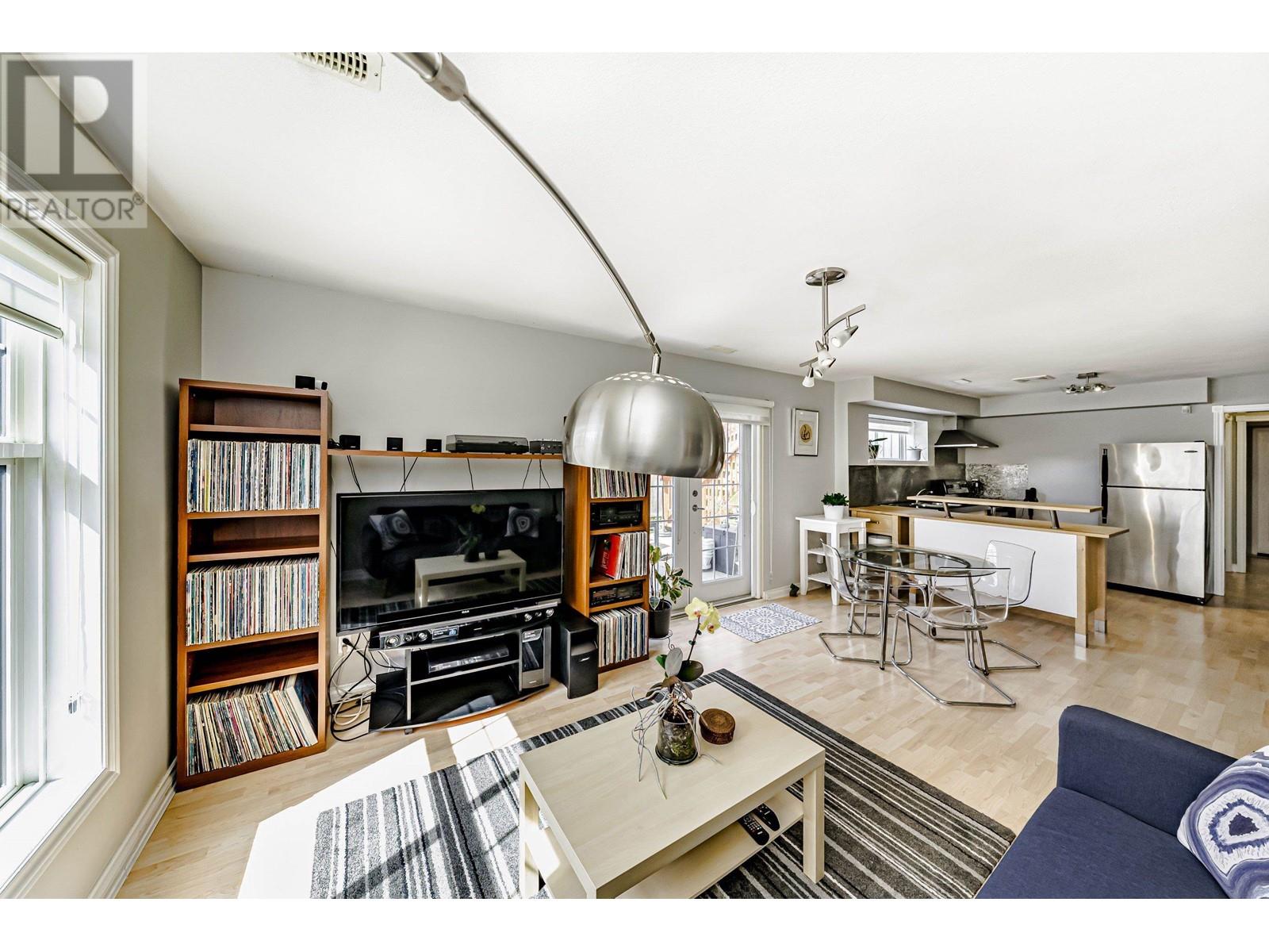 124 EVERGREEN CRESCENT, Anmore real estate listing R2990545