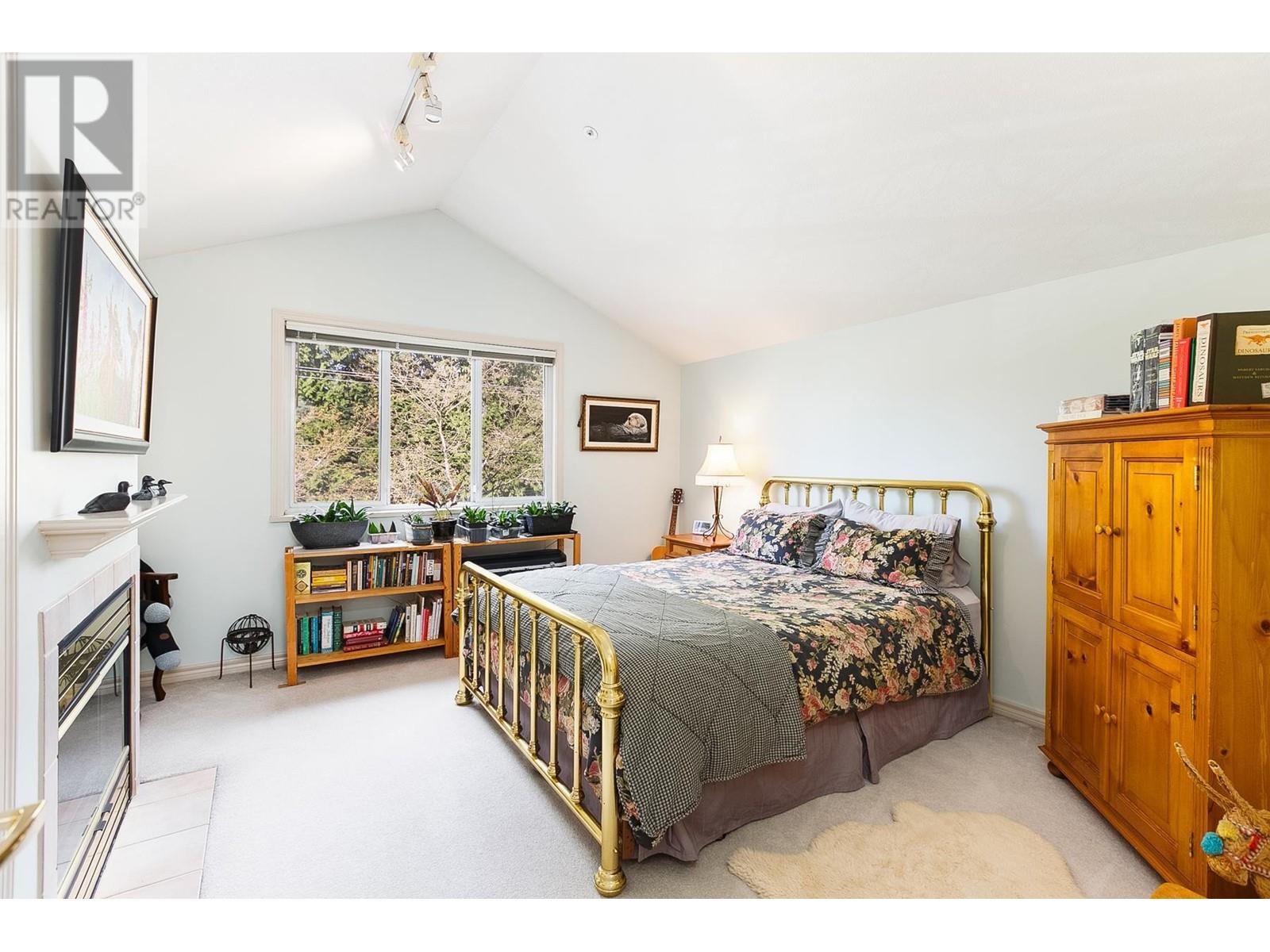 D 1133 E 29TH STREET, North Vancouver