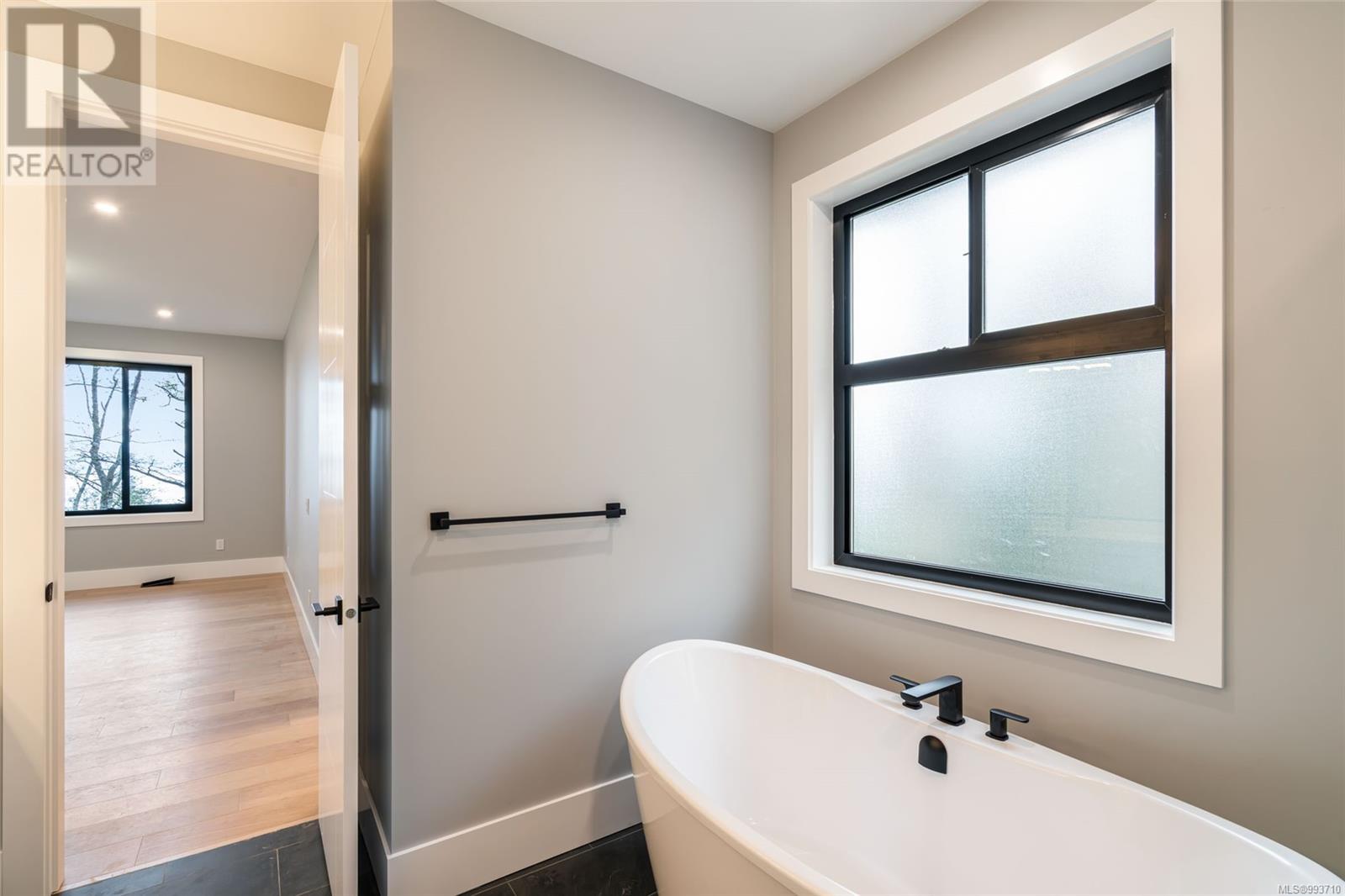 125 Whitefish Pl, Nanaimo real estate listing 993710
