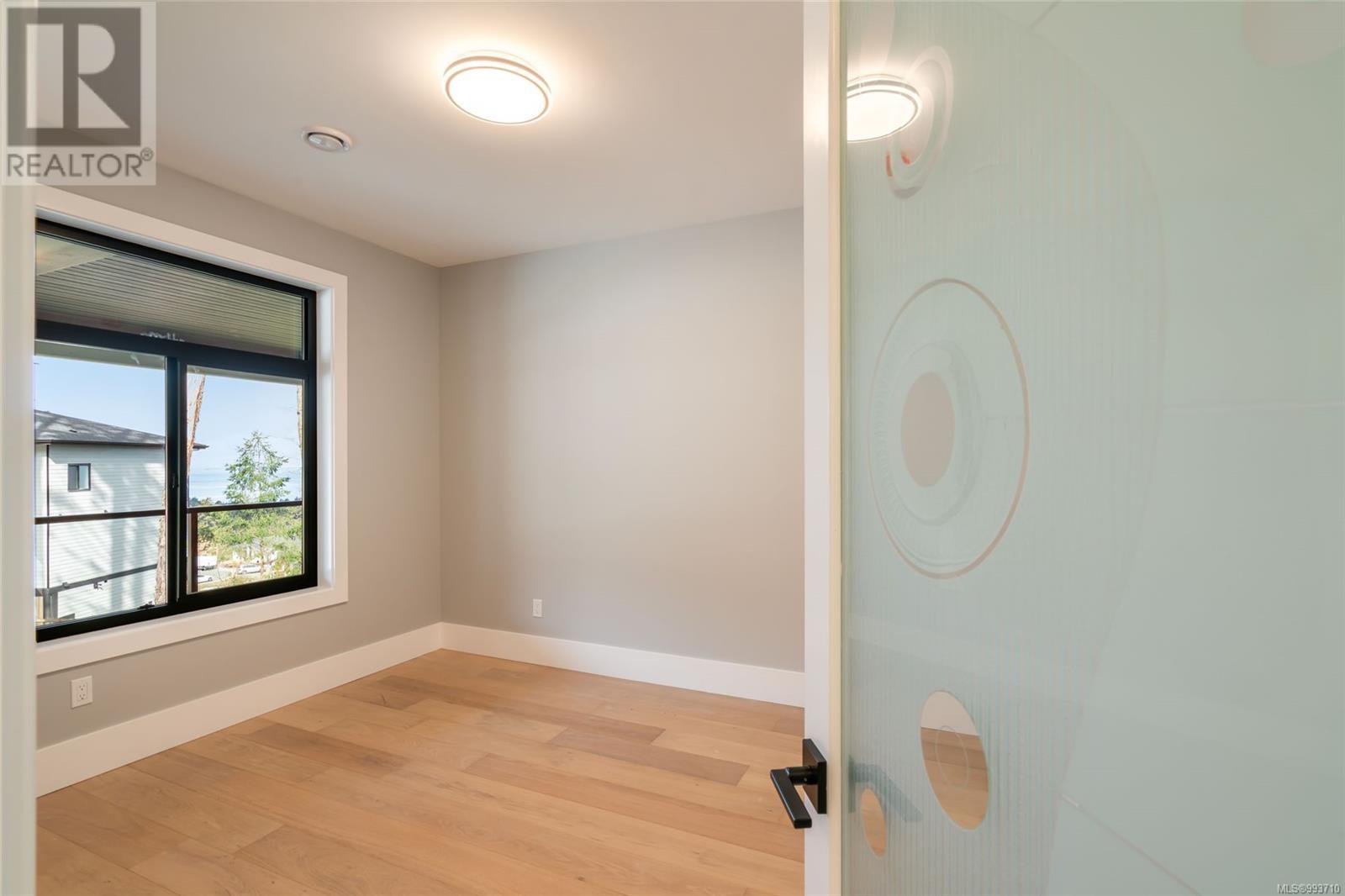 125 Whitefish Pl, Nanaimo real estate listing 993710