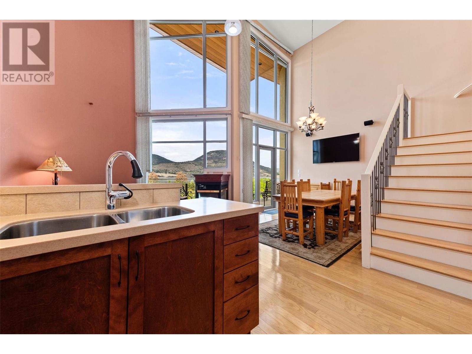 250 Marina Way Unit# 505, Penticton