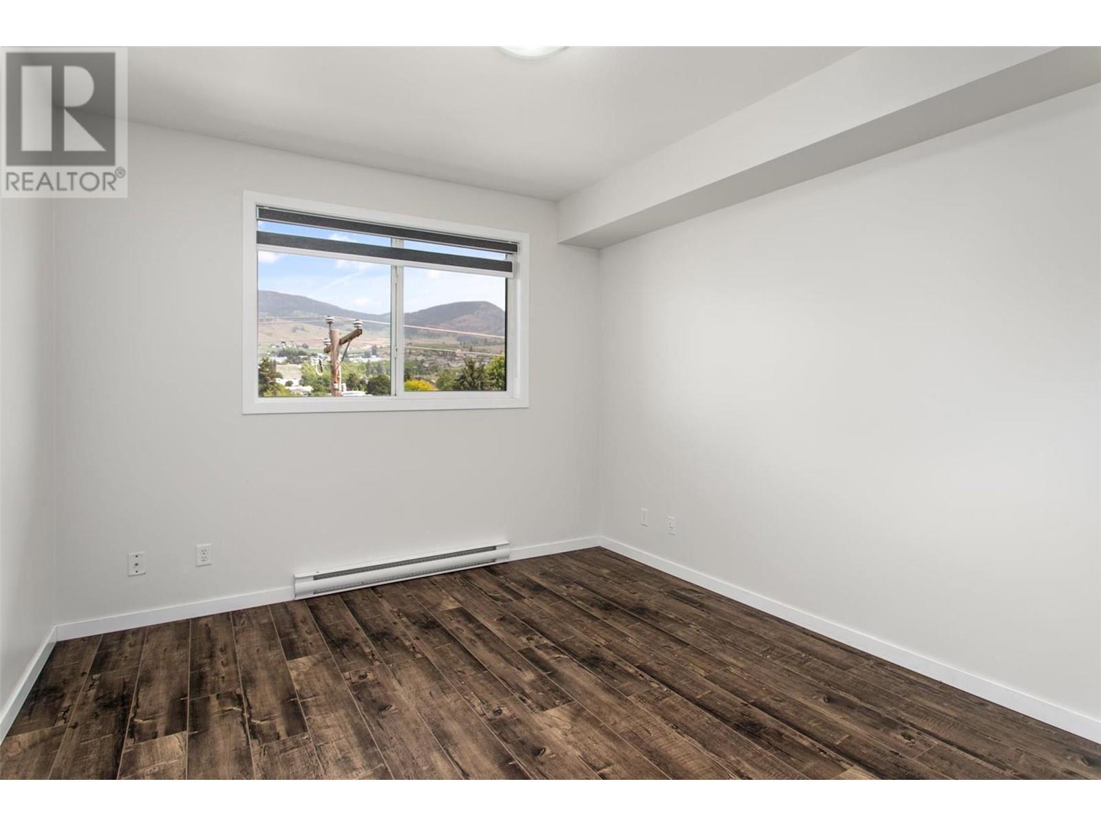 #413 778 Rutland Road N - 13
