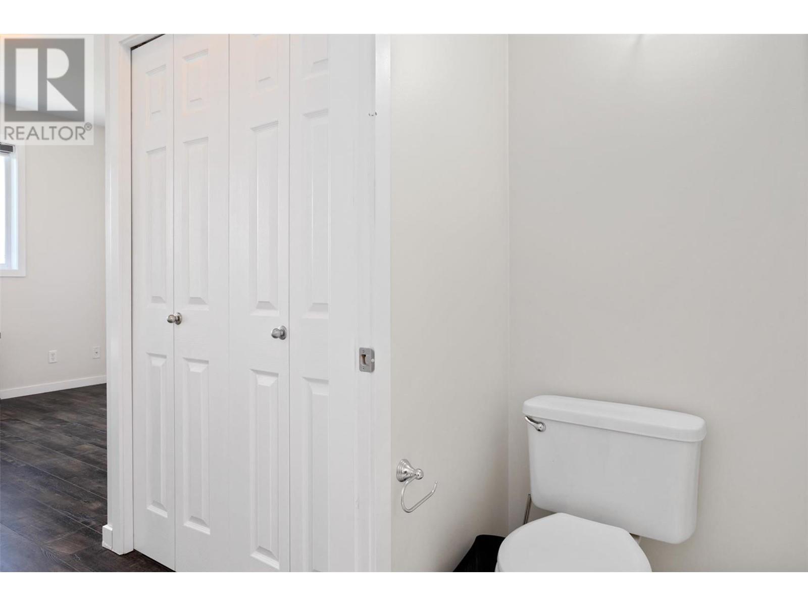 #413 778 Rutland Road N - 17