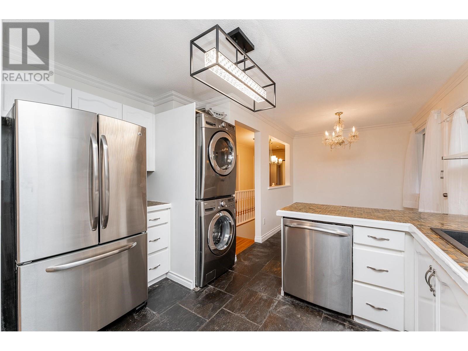 3971 HAMILTON STREET, Port Coquitlam real estate listing R2990641