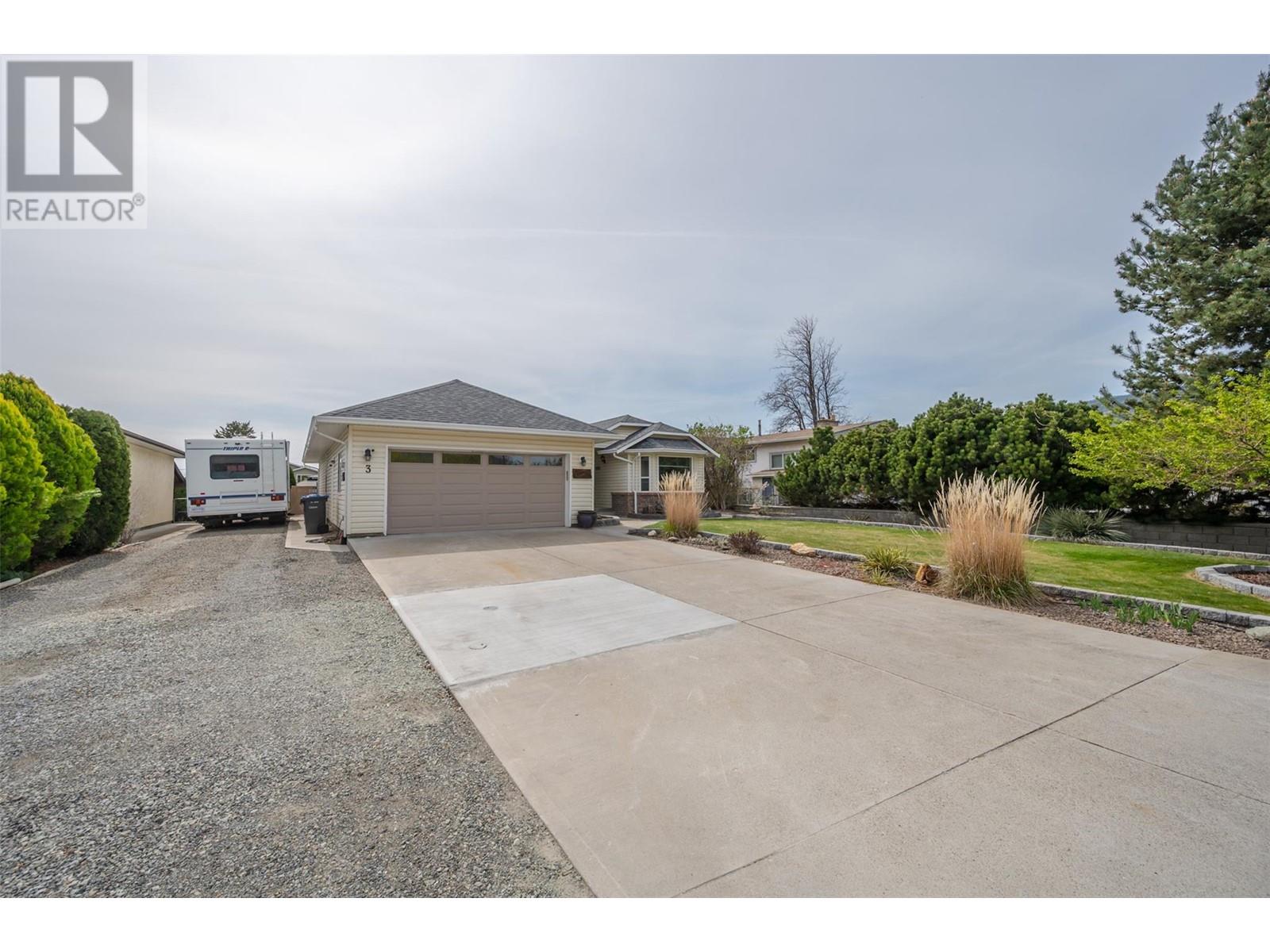 3 Spruce Court, Osoyoos