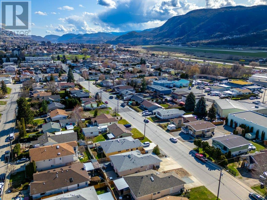  1768 QUEBEC Street, Penticton