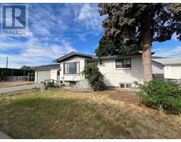  8016 97th Street, Osoyoos