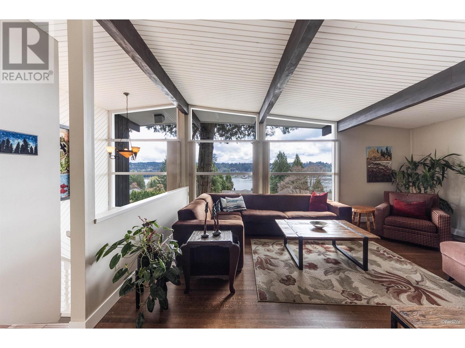 663 FORESTHILL PLACE, Port Moody real estate listing R2990015