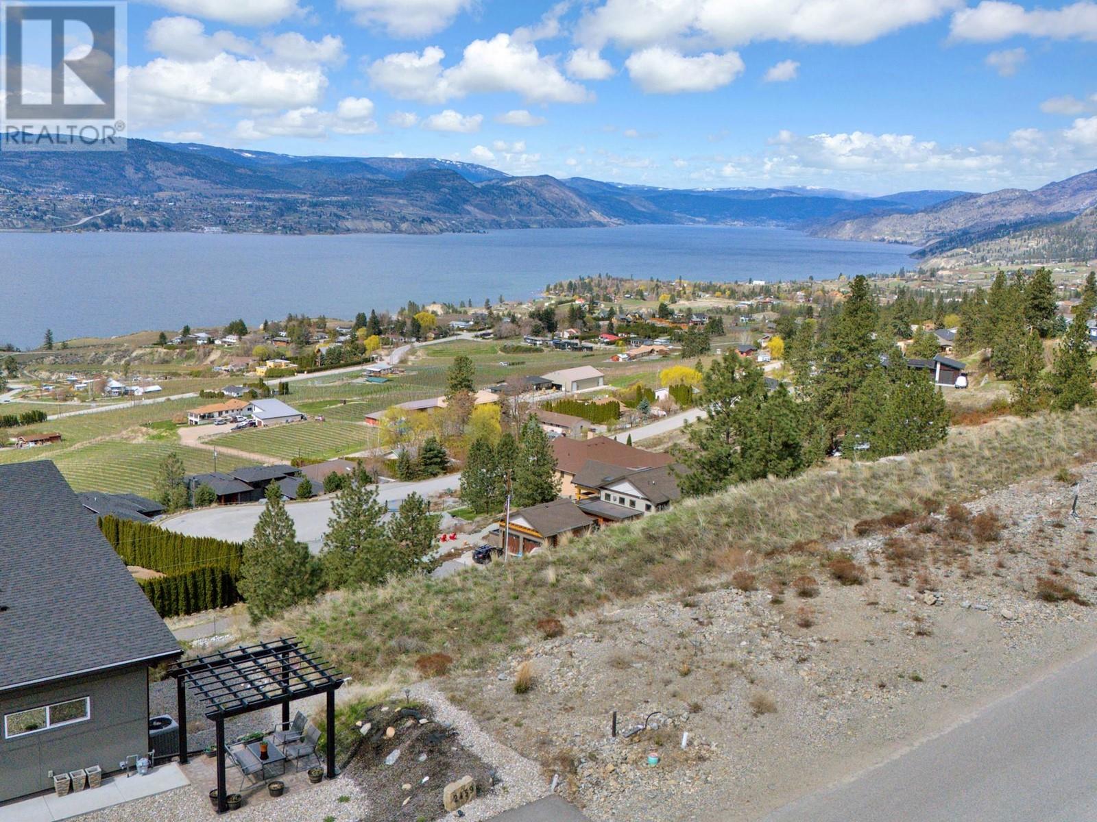 2471 WORKMAN Place, Naramata