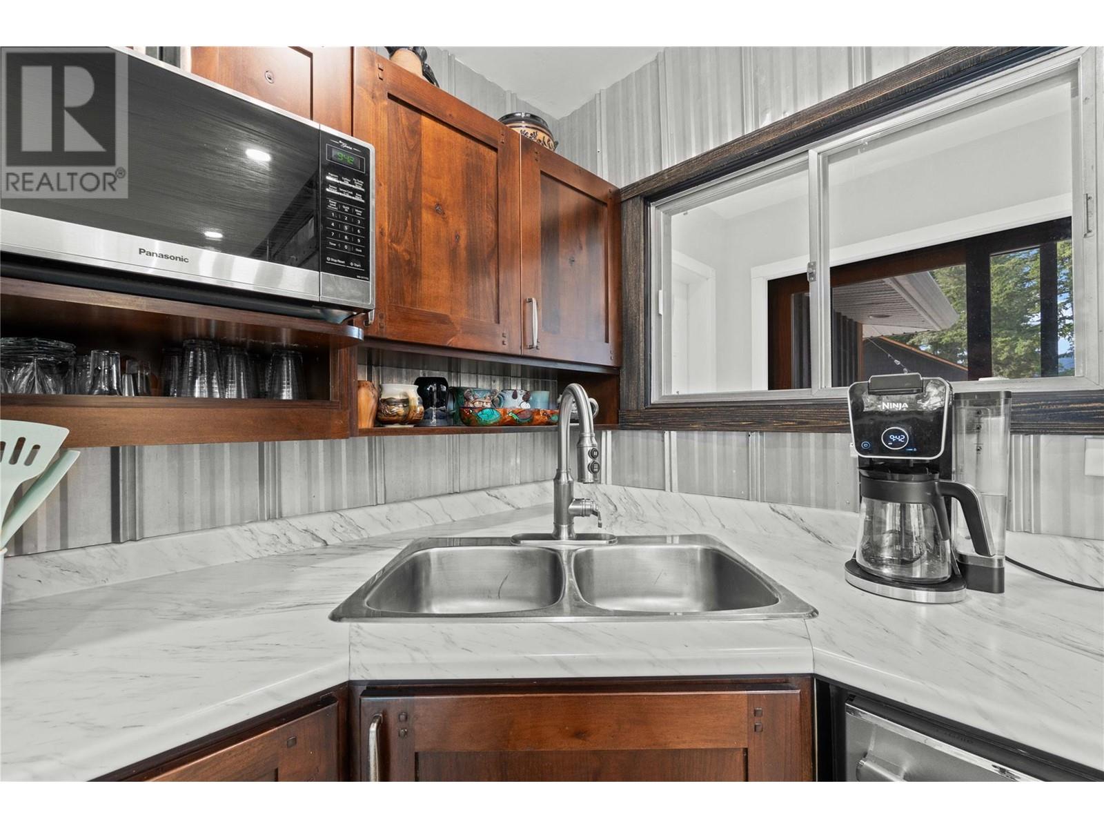 Photo 51 of 2790 30 Avenue Ne, Salmon Arm BC