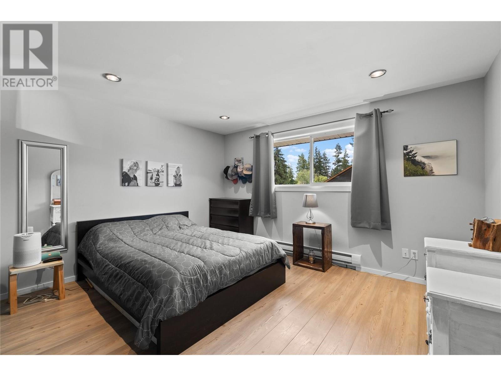 Photo 25 of 2790 30 Avenue Ne, Salmon Arm BC