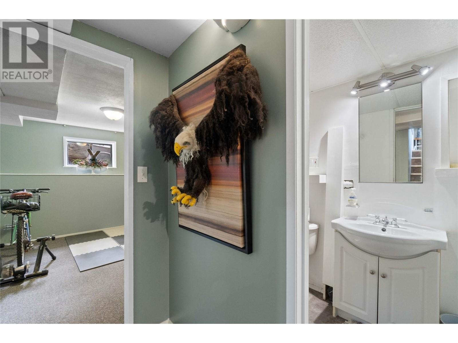 Photo 18 of 2790 30 Avenue Ne, Salmon Arm BC