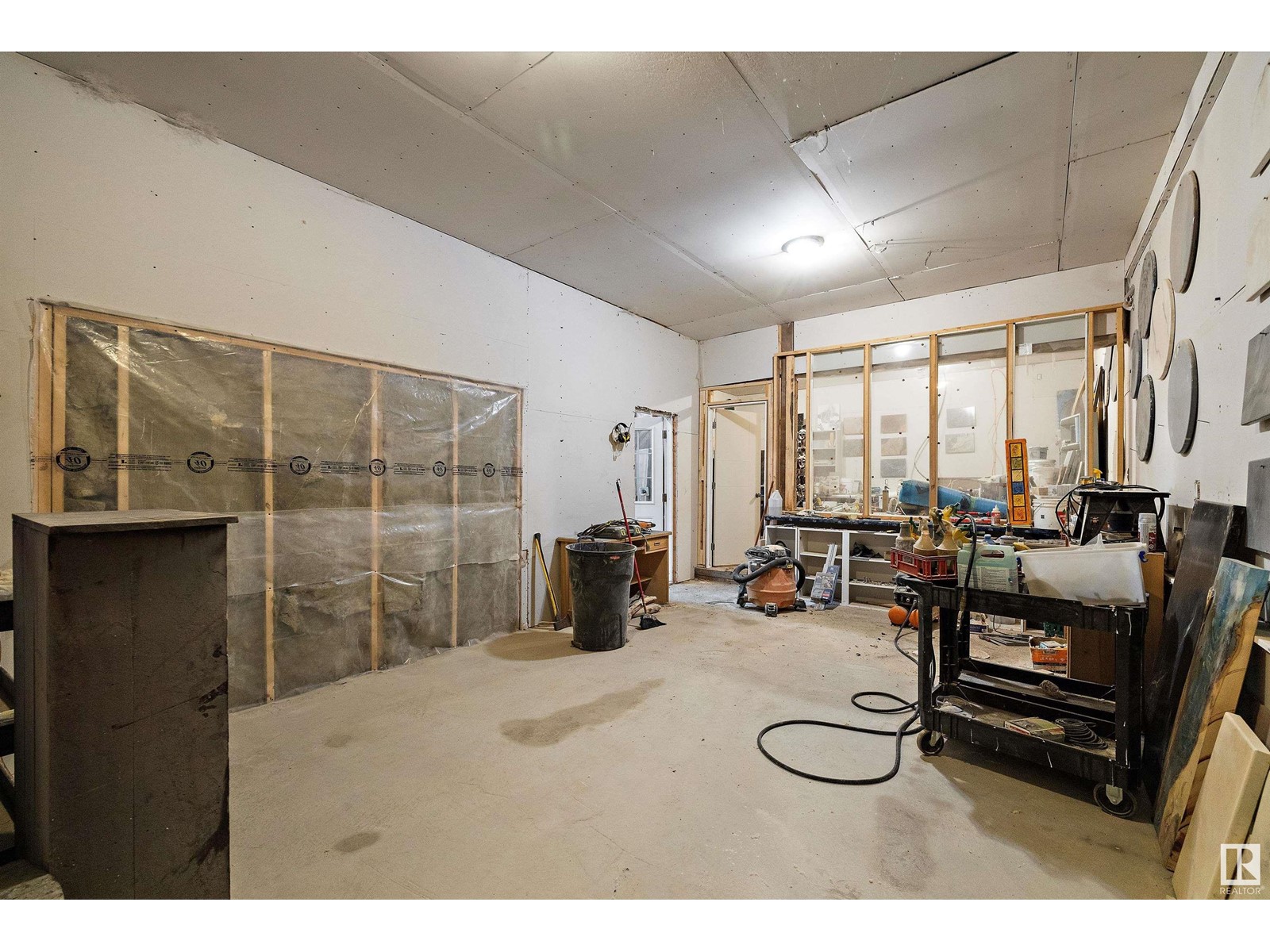 Photo 4 of 53510 Range Road 20, Rural Lac Ste Anne County AB