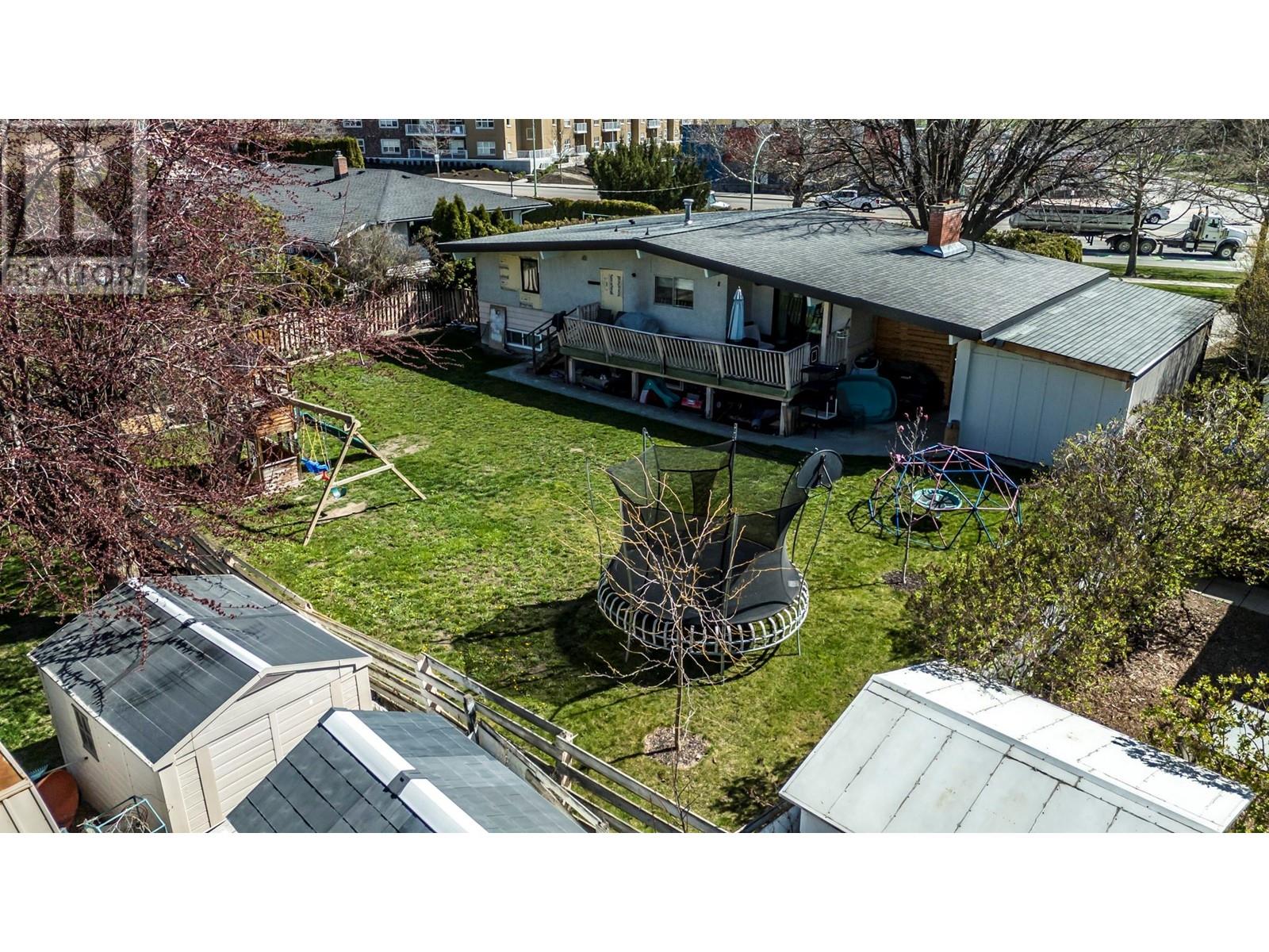  750 Glenmore Drive, Kelowna