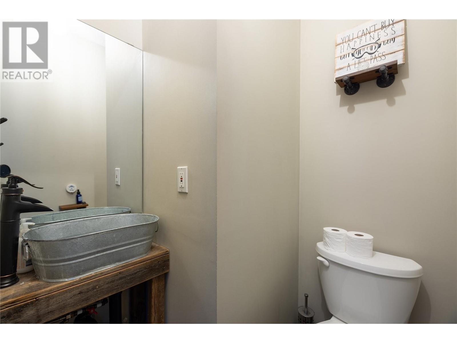 9870 Pinnacles Road, Silver Star