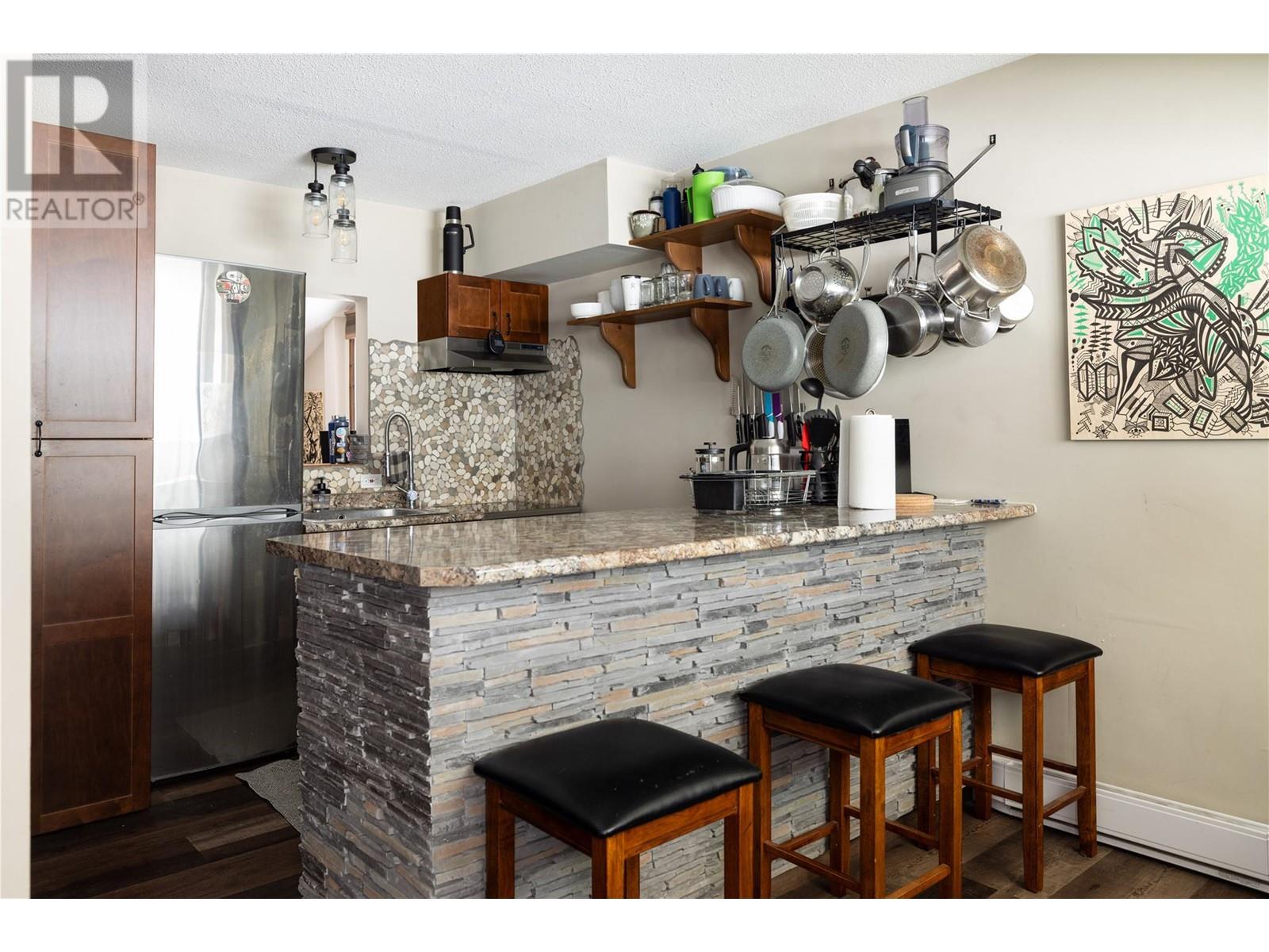 9870 Pinnacles Road, Silver Star