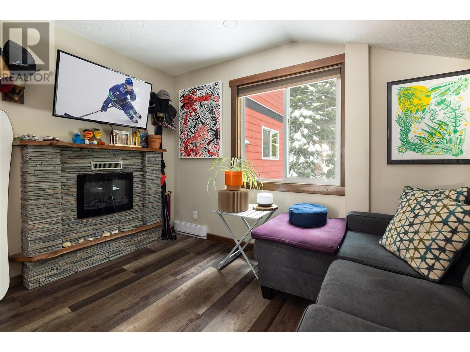 9870 Pinnacles Road, Silver Star