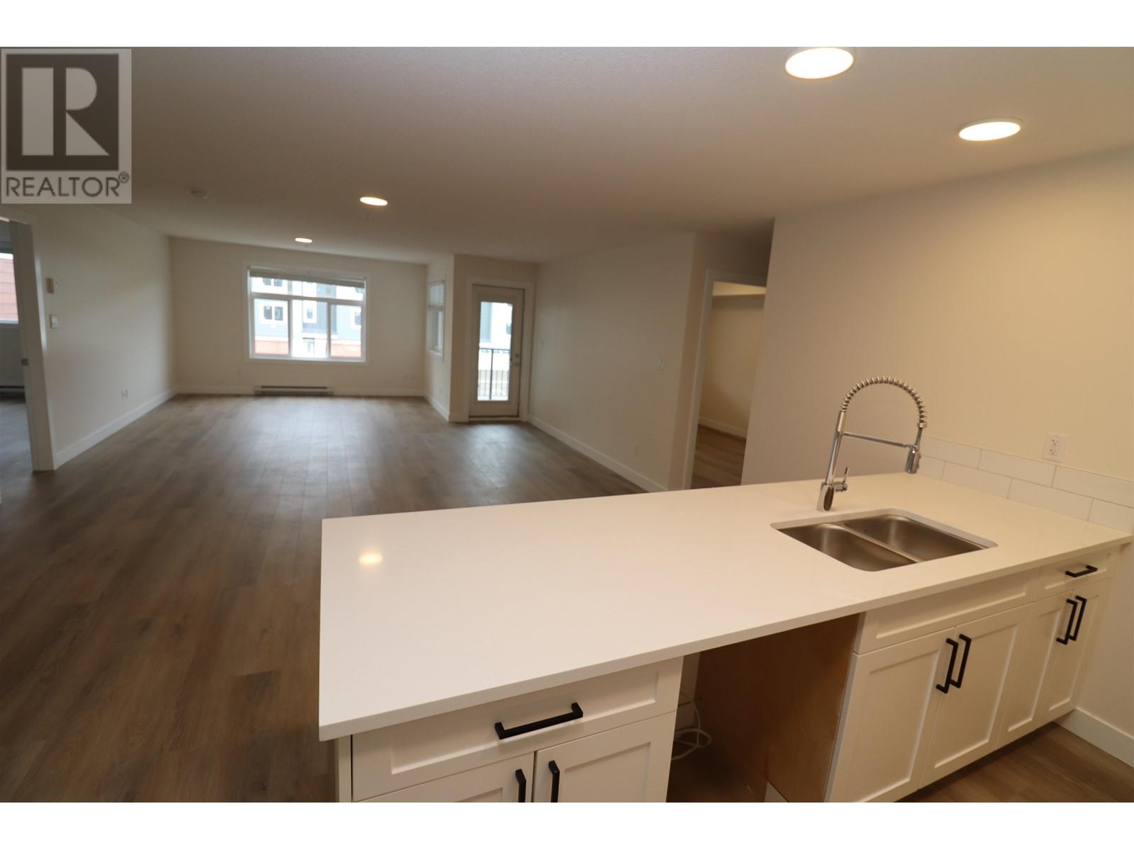 Photo 6 of 203 4278 22nd Avenue, Prince George BC