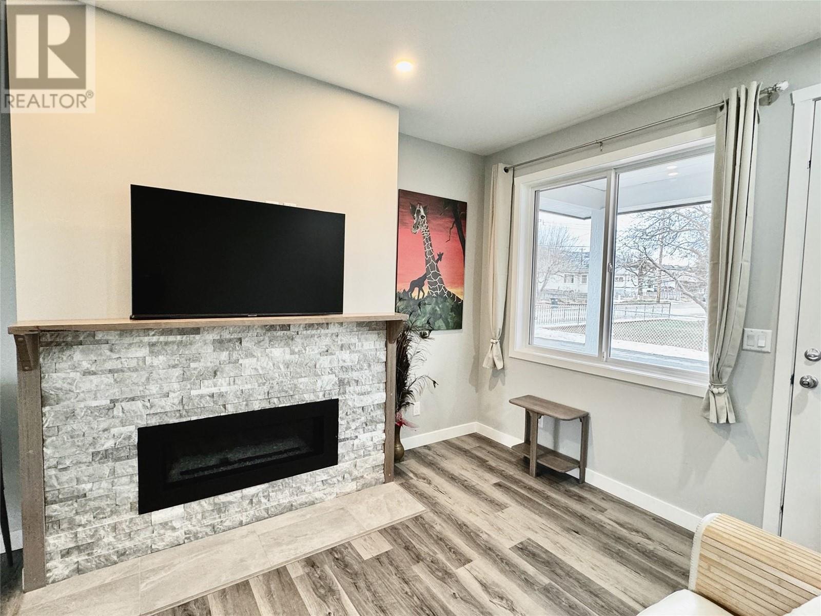5830 OKANAGAN Street Unit# 102, Oliver