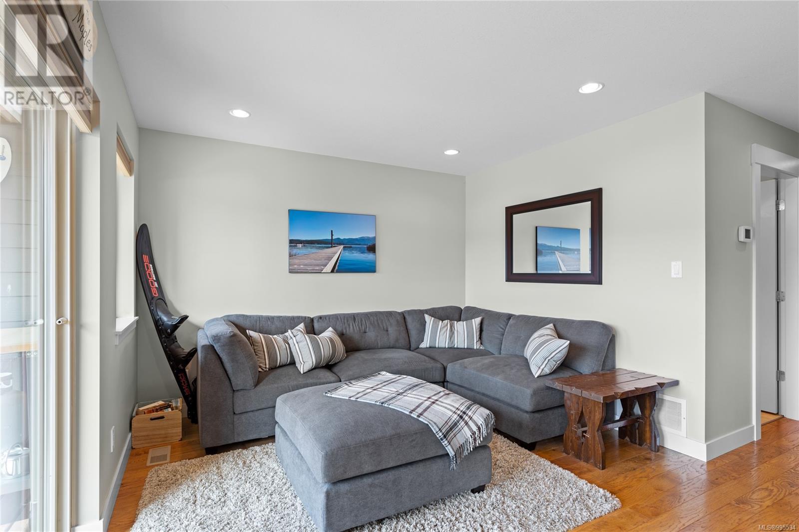 4 9624 Lakeshore Rd, Port Alberni