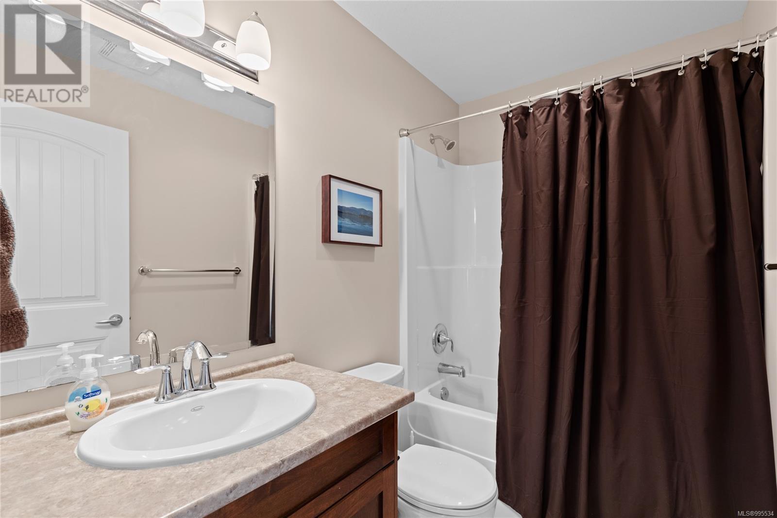 4 9624 Lakeshore Rd, Port Alberni