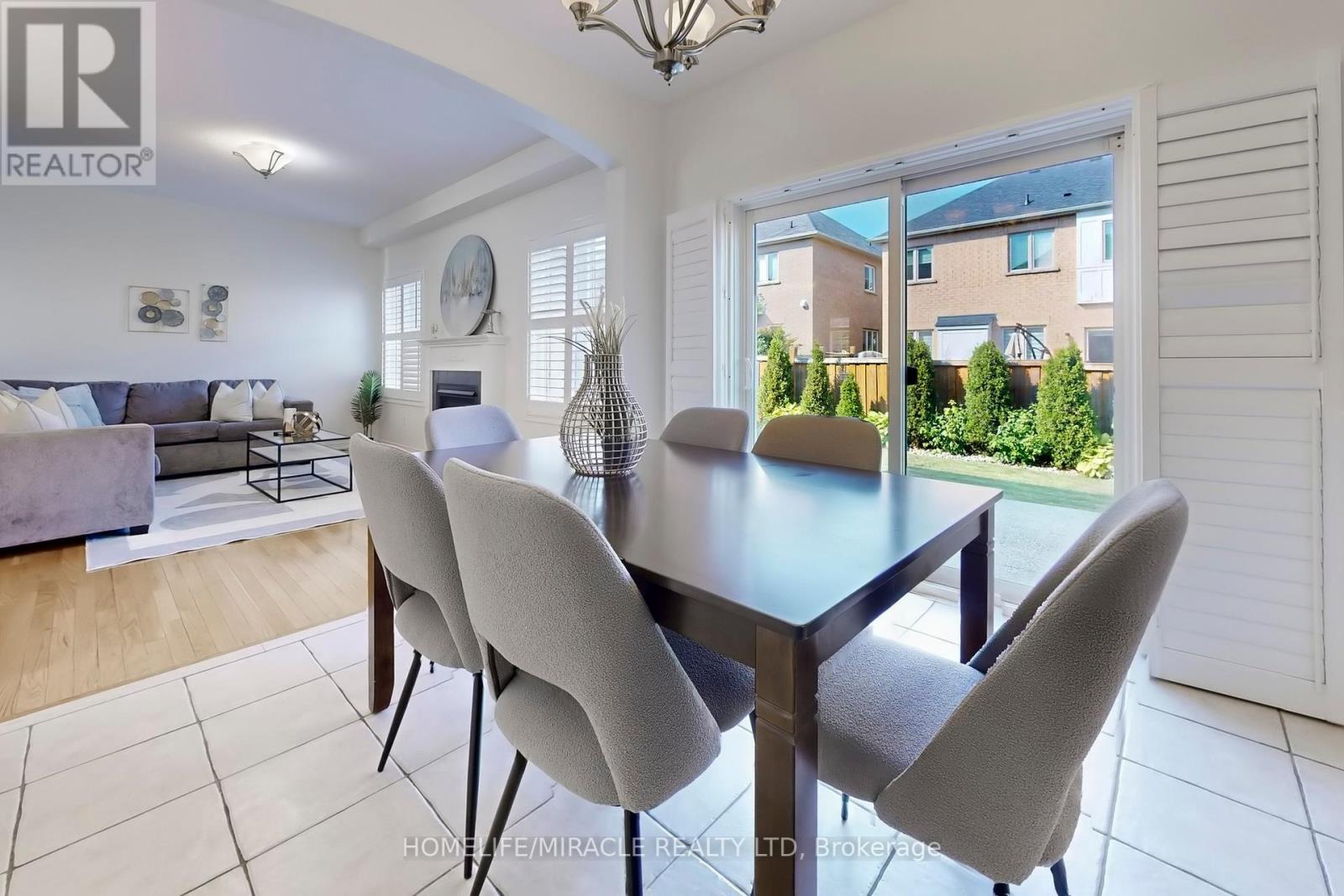 Photo 13 of 3343 Cline Street, Burlington ON