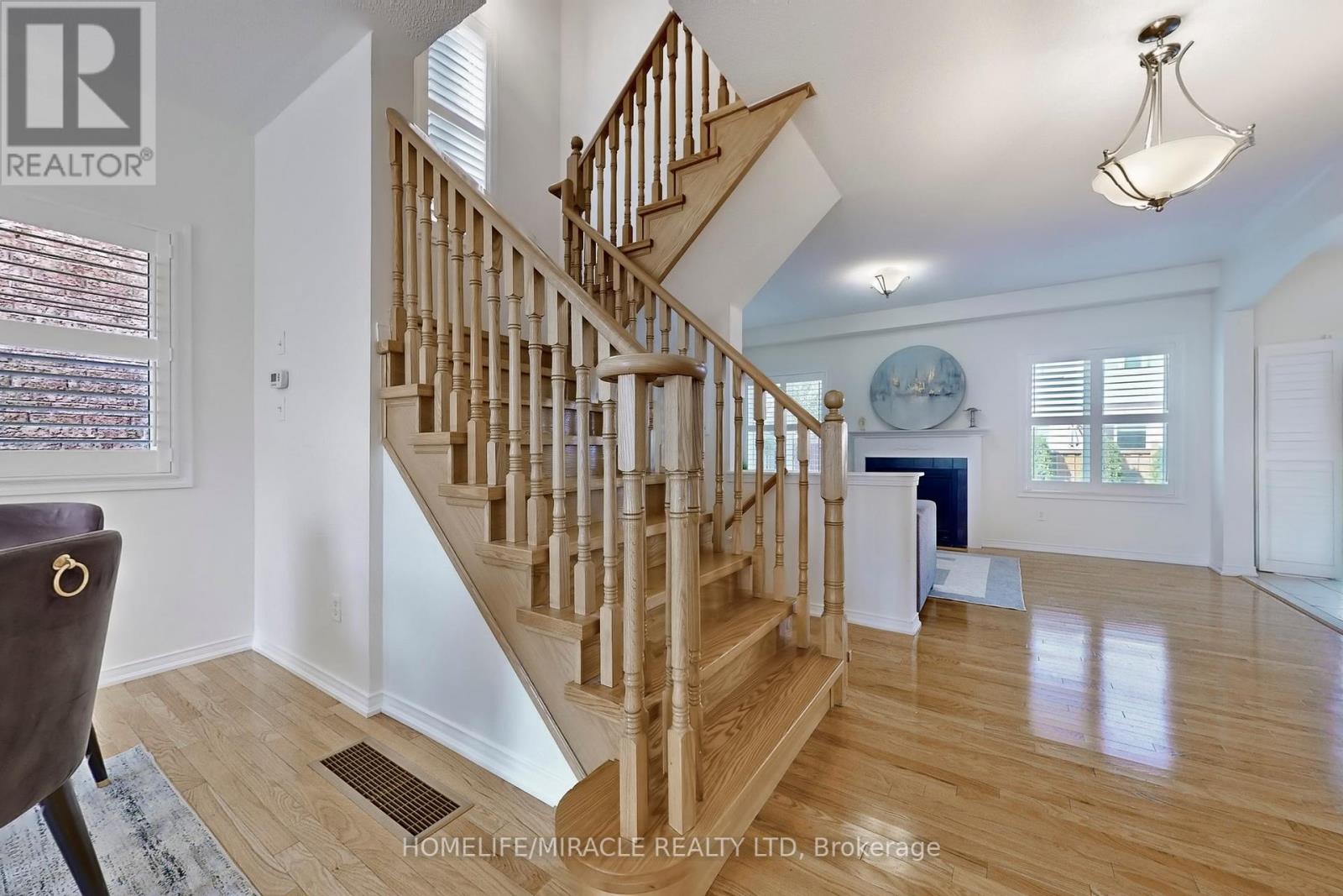 Photo 16 of 3343 Cline Street, Burlington ON