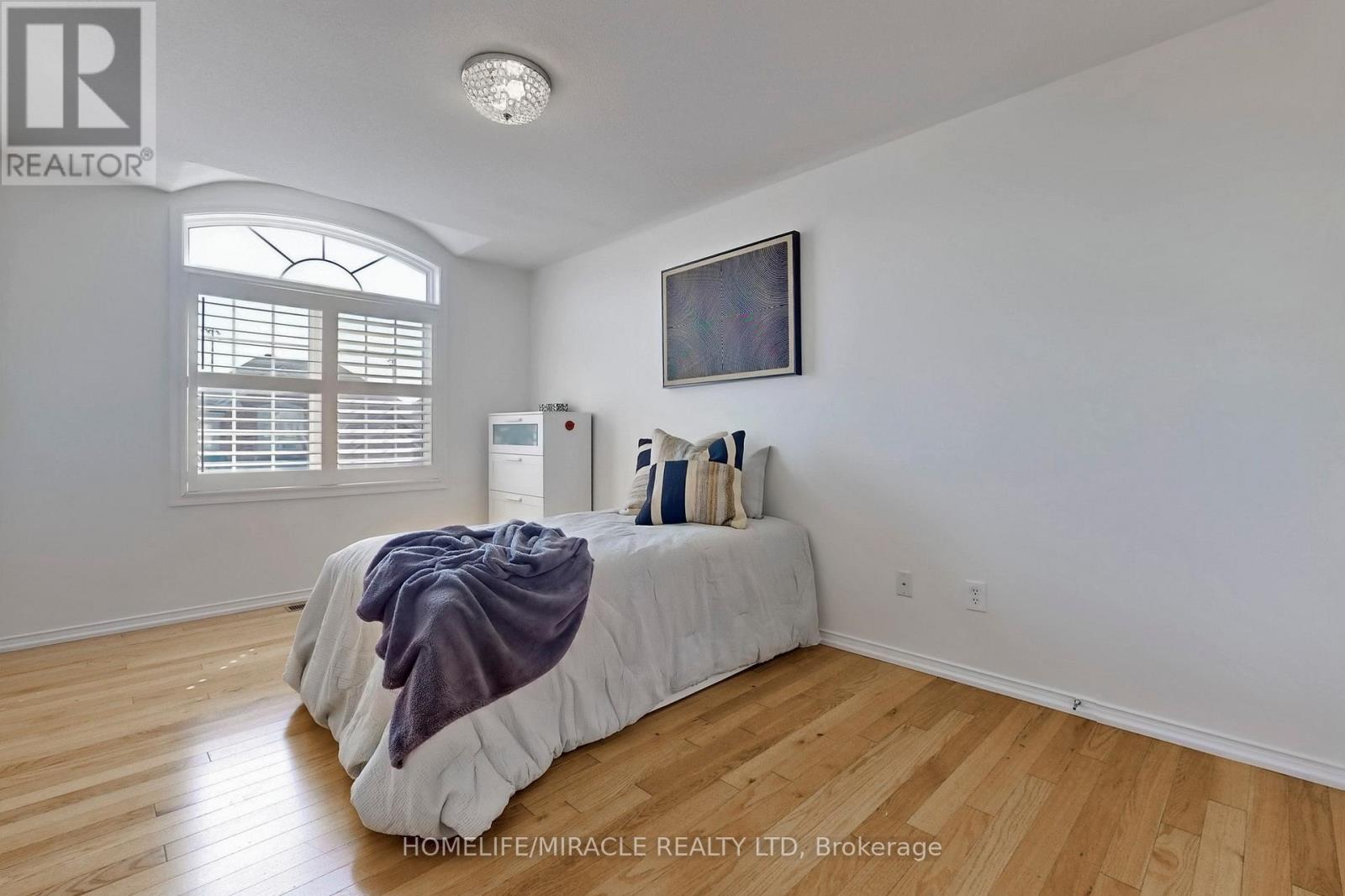 Photo 23 of 3343 Cline Street, Burlington ON