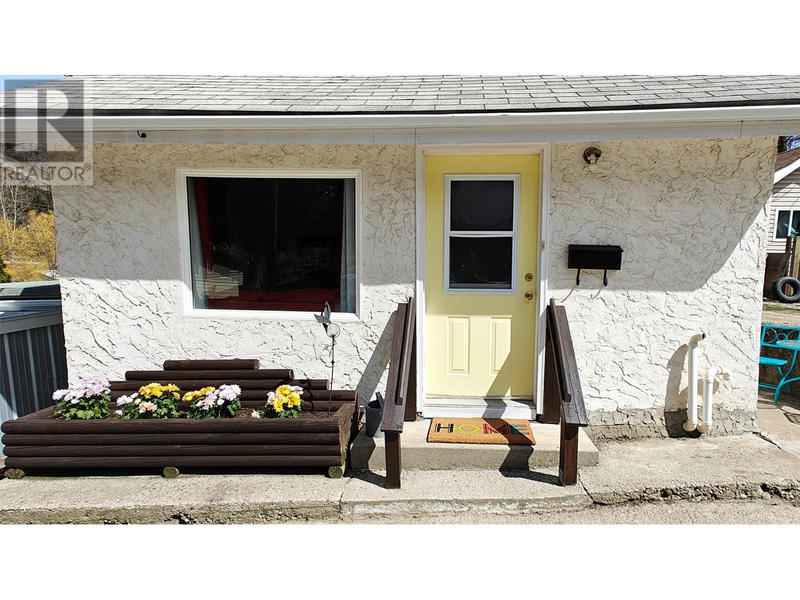 521 TURNER STREET - 5
