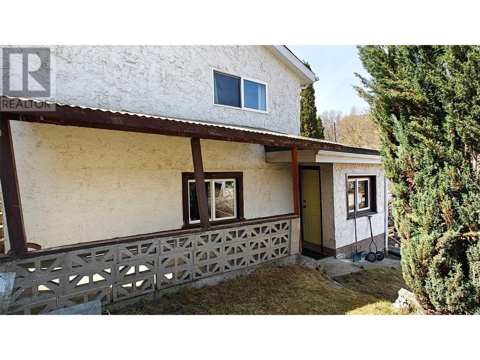 521 TURNER STREET - 35