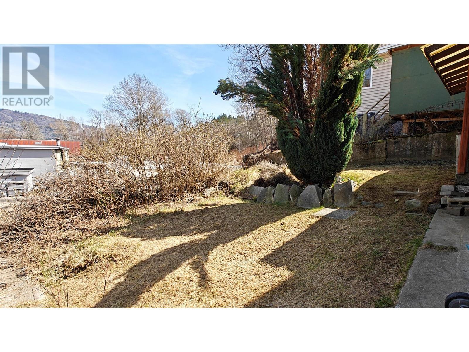 521 TURNER STREET - 33