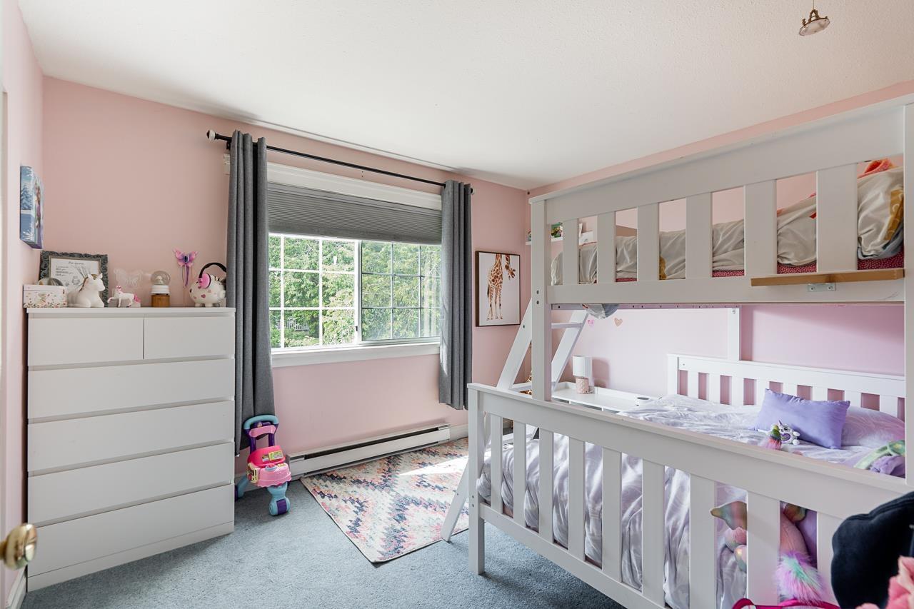 15578 ROPER AVENUE, White Rock
