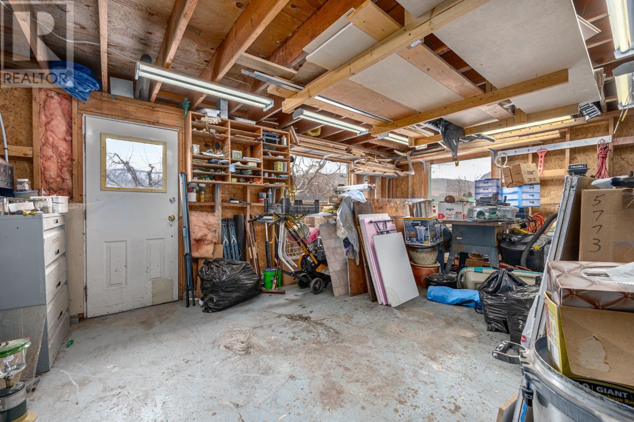 1322 HEUSTIS Drive, Ashcroft