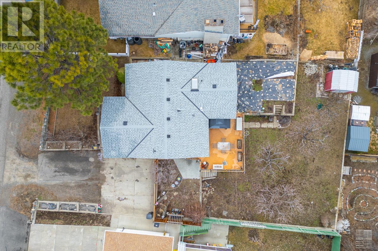 1322 HEUSTIS Drive, Ashcroft