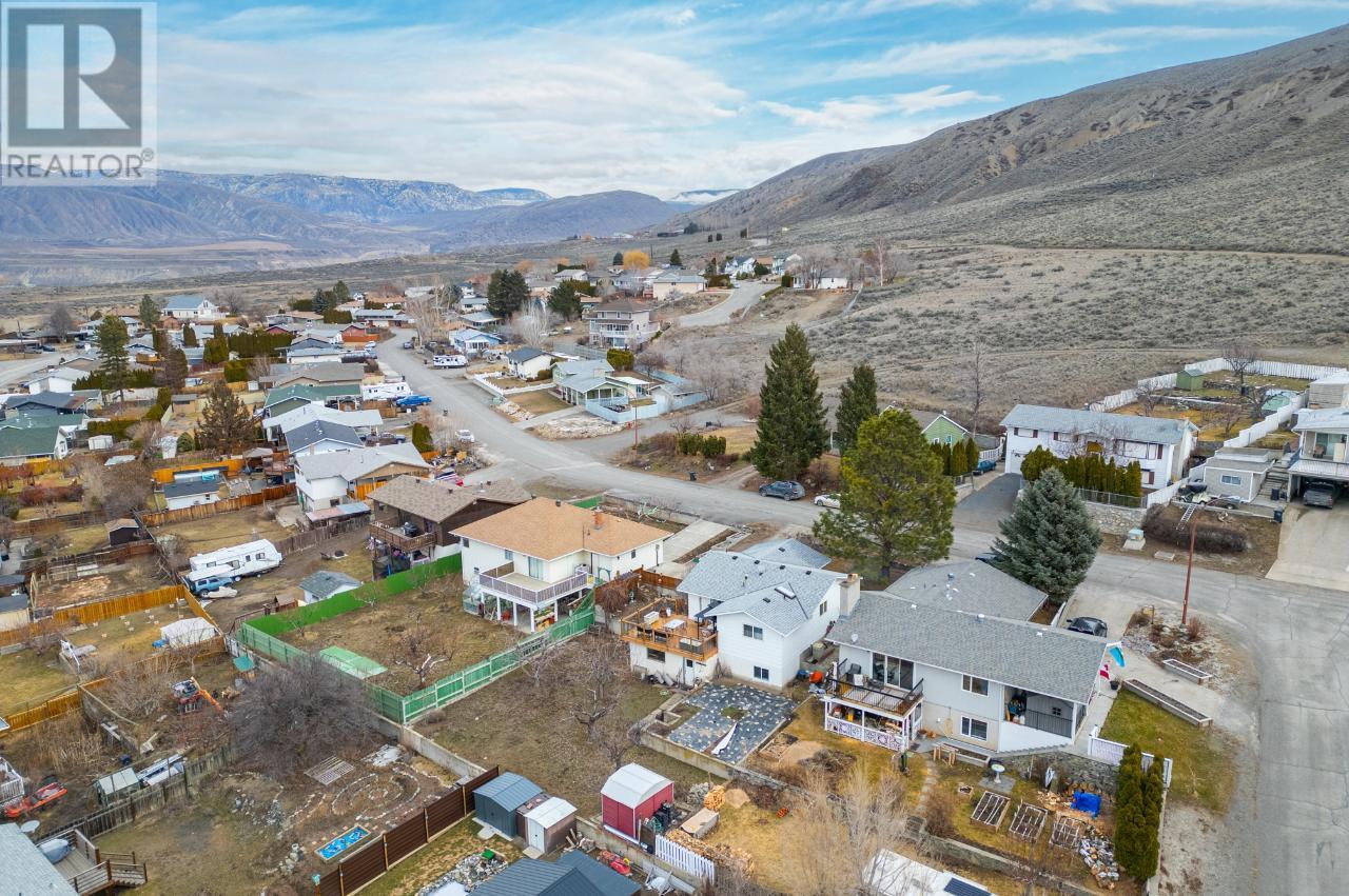 1322 HEUSTIS Drive, Ashcroft
