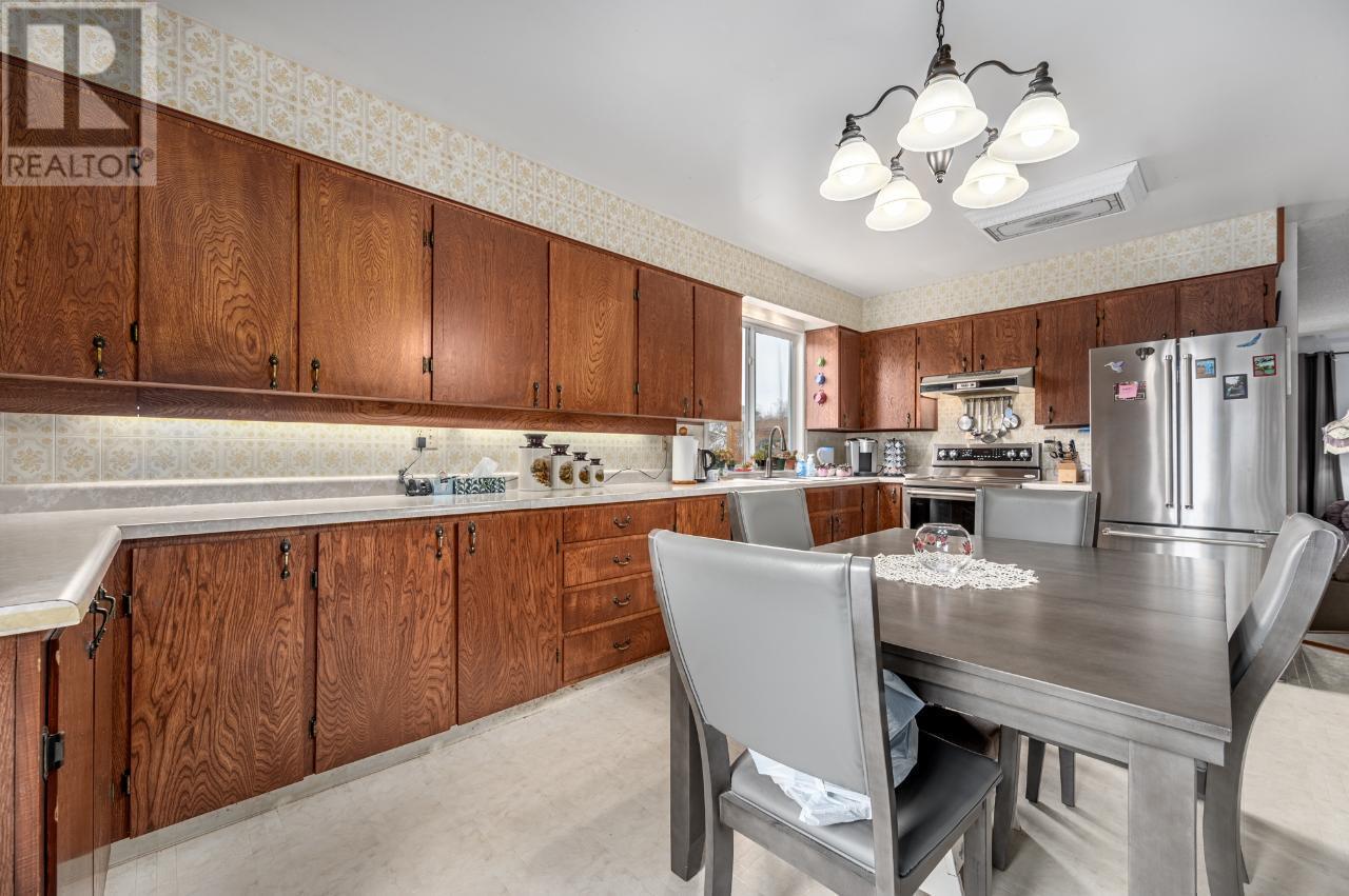 1322 HEUSTIS Drive, Ashcroft