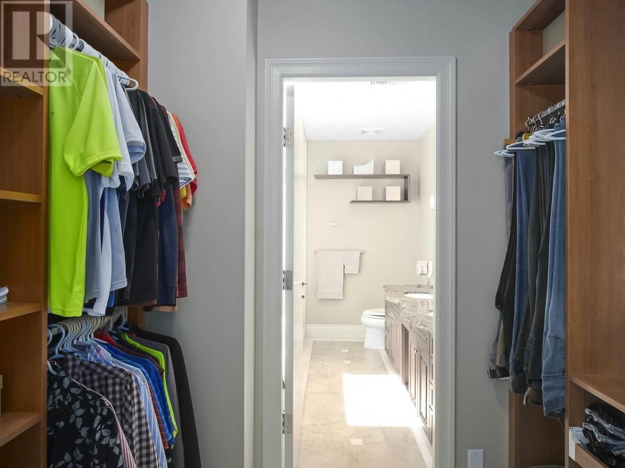 Photo 16 of 410 Beach Crescent, Vancouver BC