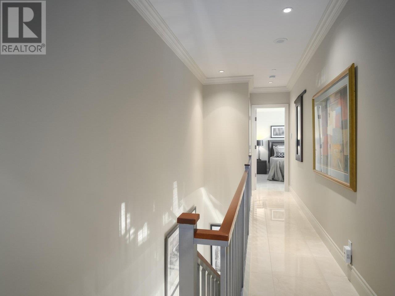 Photo 18 of 410 Beach Crescent, Vancouver BC