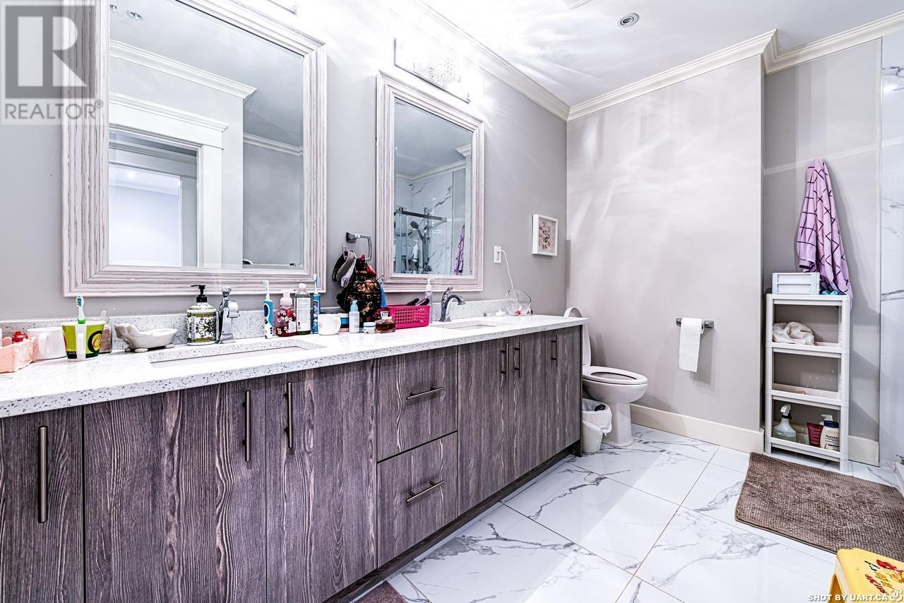 1255 W 26TH AVENUE, Vancouver