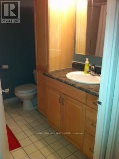 Photo 5 of 208 475 Laurier Avenue W, Ottawa ON